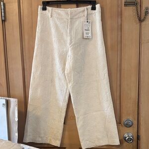 Zara Cream Cropped Pants